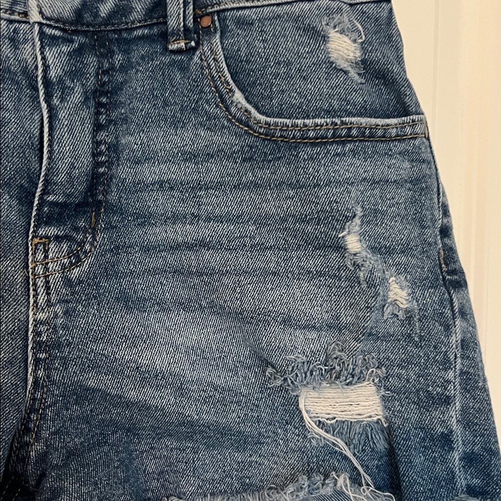 Soundstyle shorts. - Picture 2 of 15